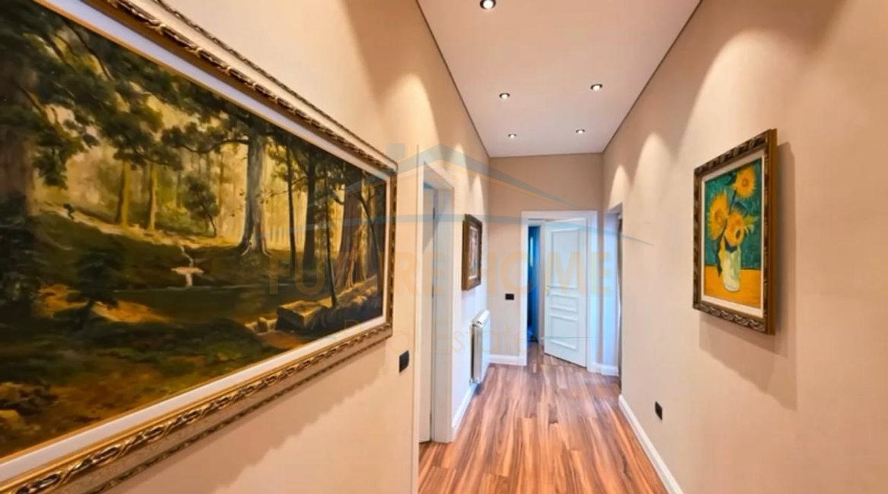 Villetta singola in vendita nella periferia di Tirana, Dobresh!!