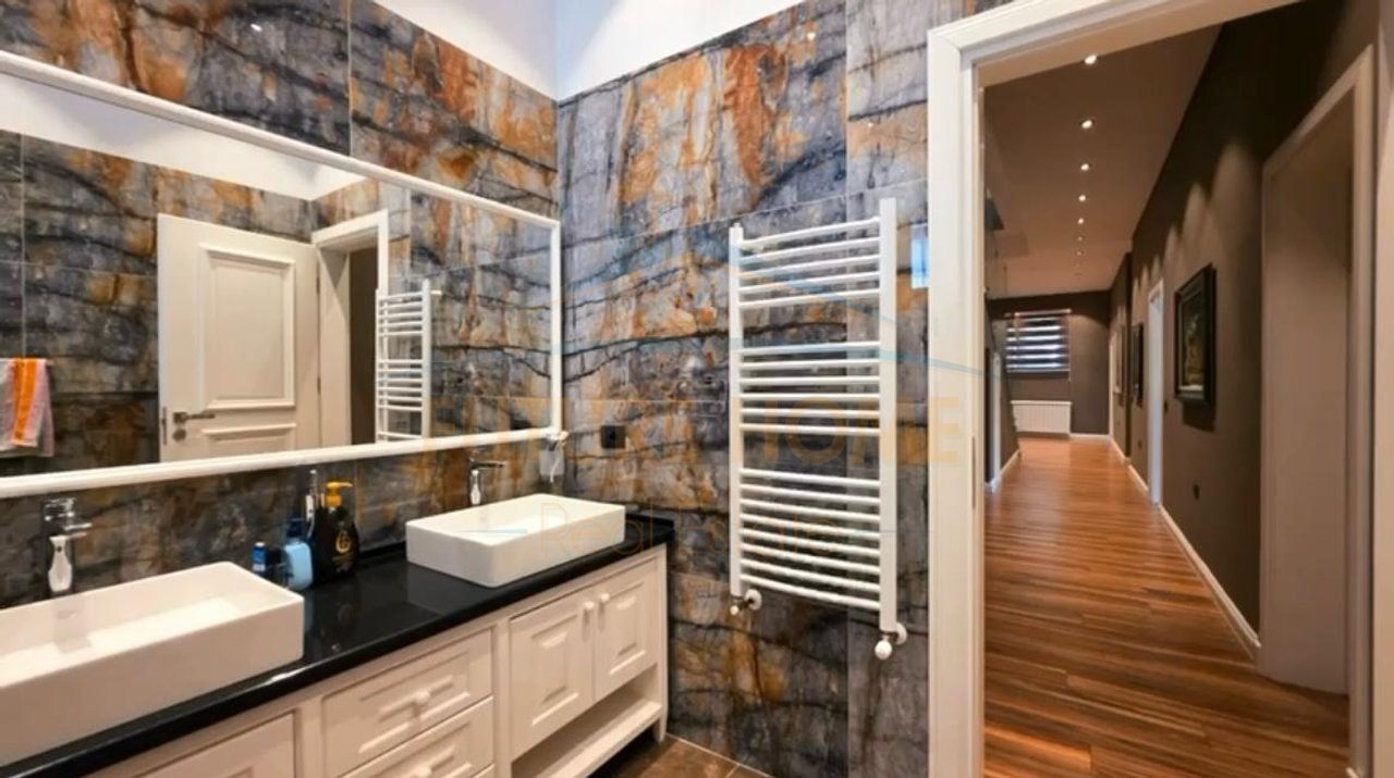 Villetta singola in vendita nella periferia di Tirana, Dobresh!!