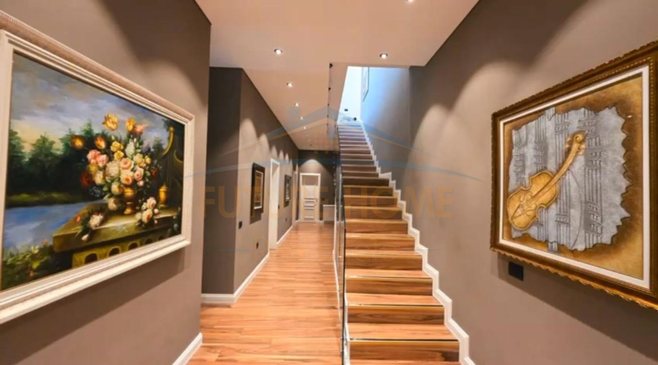 Villetta singola in vendita nella periferia di Tirana, Dobresh!!