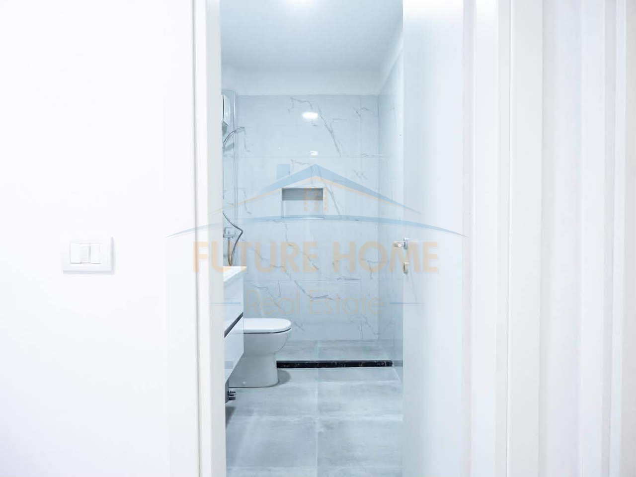 Qera, Apartament 2+1+2, Sheshi Wilson, Tiranë