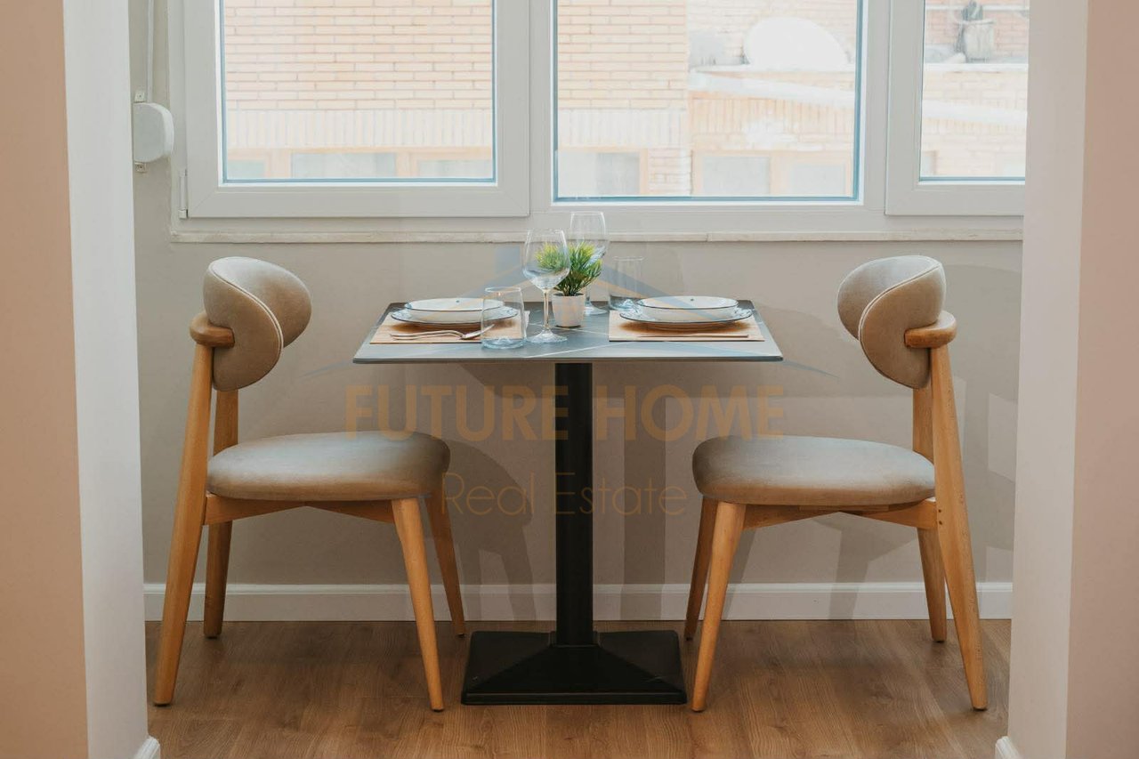 Qera , 2 Studio , Qender , Tirane