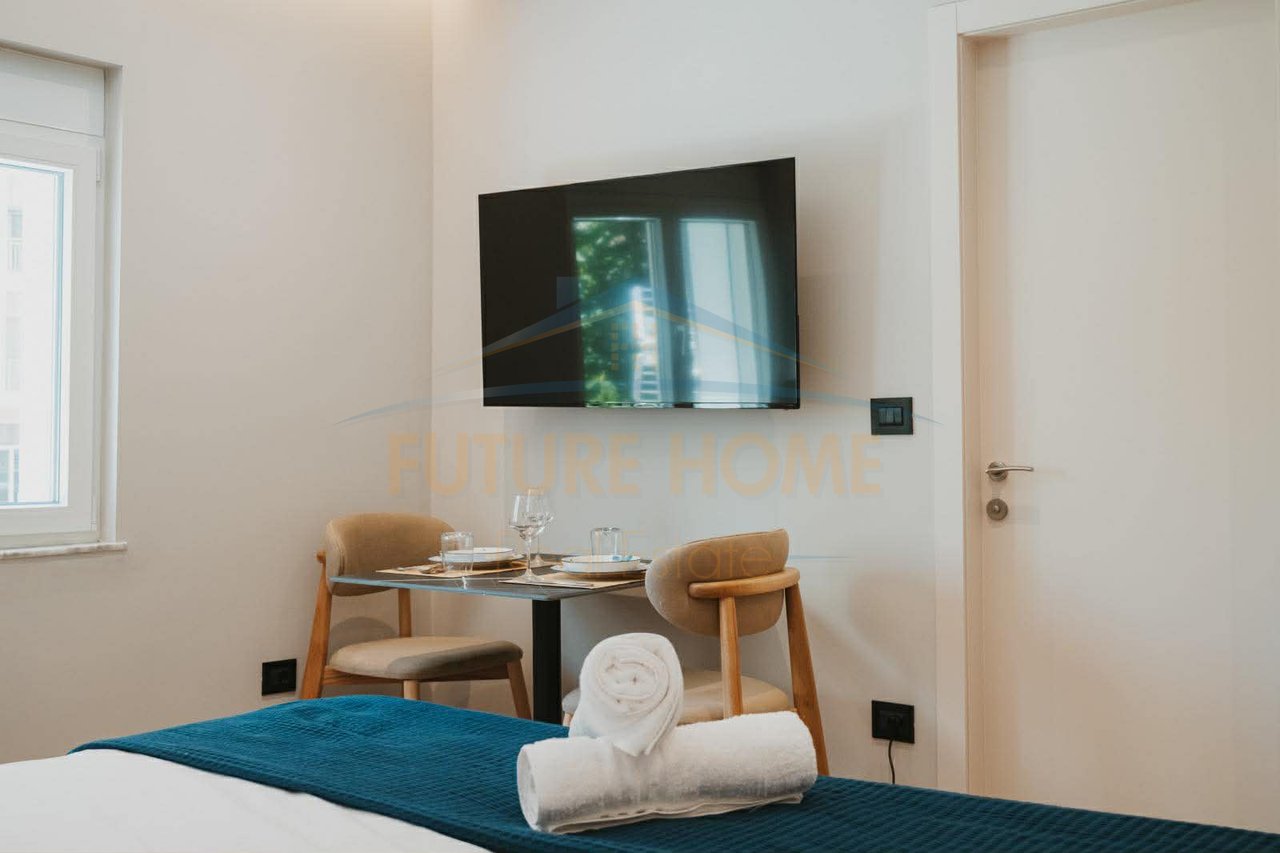 Qera , 2 Studio , Qender , Tirane