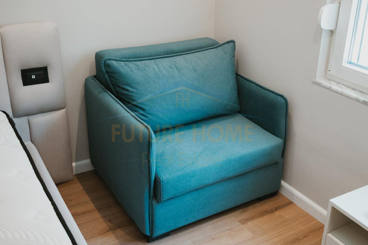 Qera , 2 Studio , Qender , Tirane