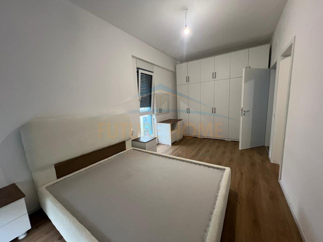 Qera, Apartament 2+1+Post Parkimi, Fresku, Tirane.
