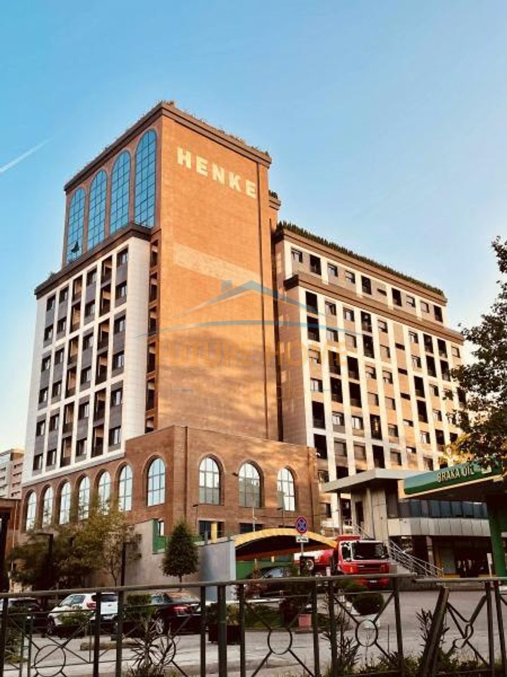 Shitet, Apartament 2+1+2, Kompleksi Henke, Tiranë.