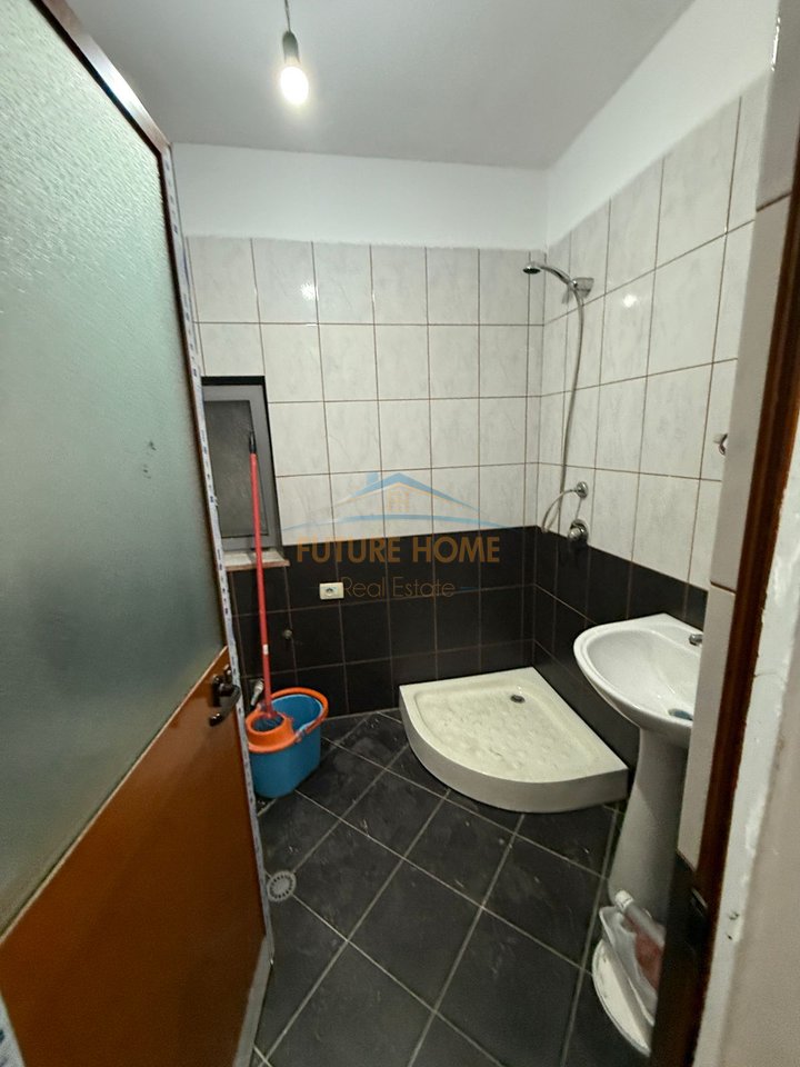 Qera, Apartament 1+1, Kombinat, Tiranë