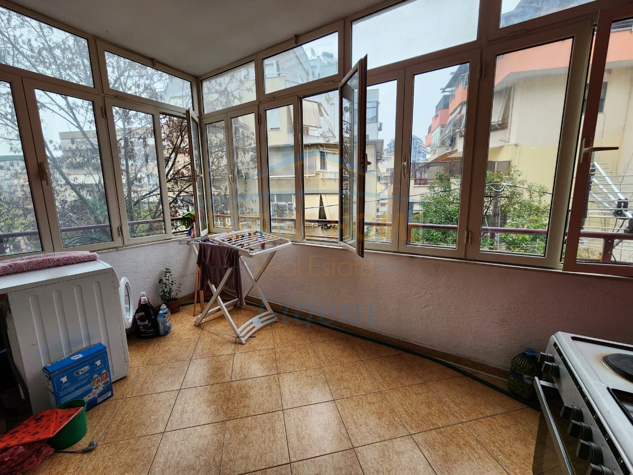 Shitet , Apartament 2+1 , Kopshti Zoologjik , Tirane