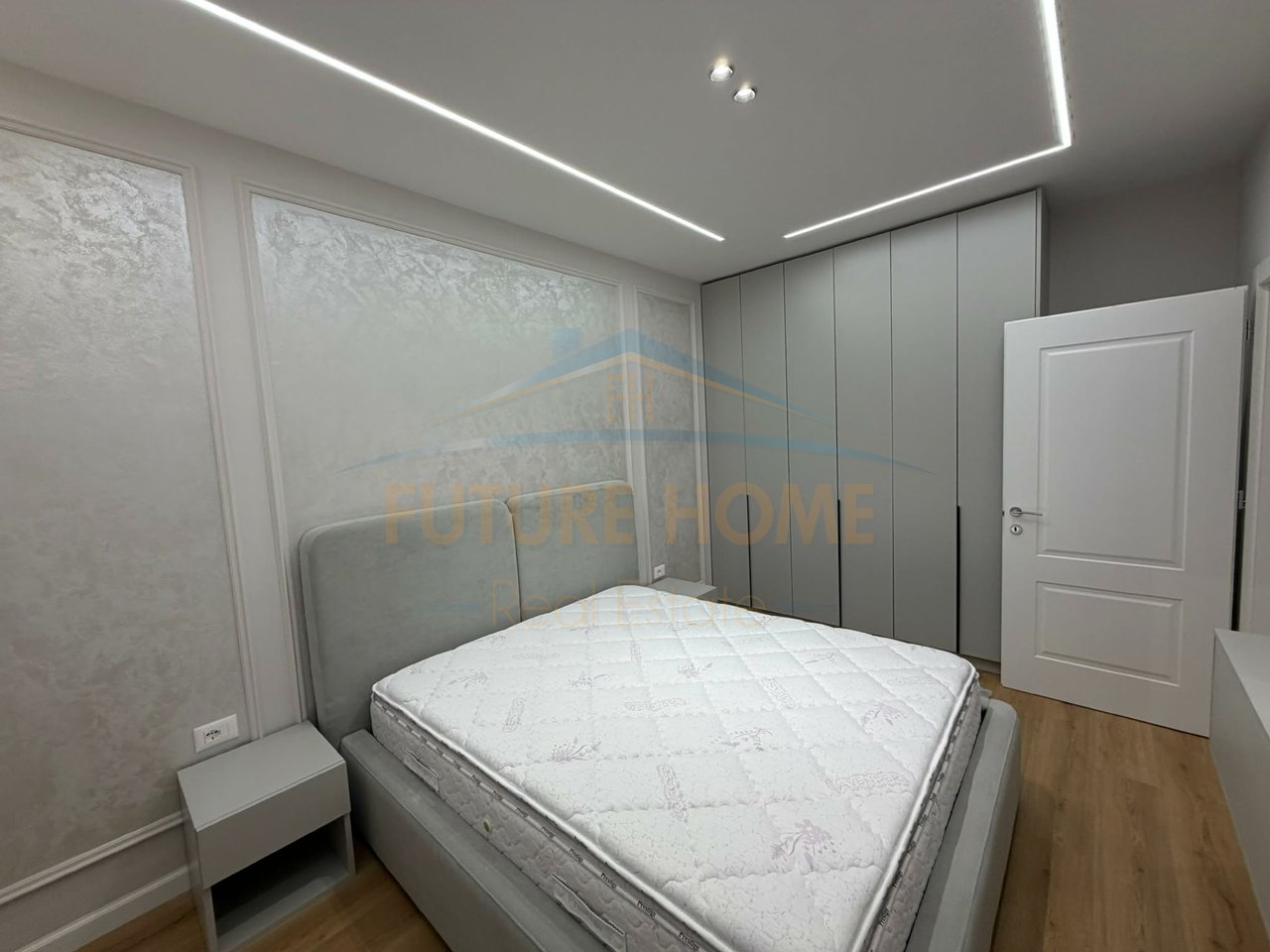 Shitet Apartament 1+1 Nela 5, Unaza e Re