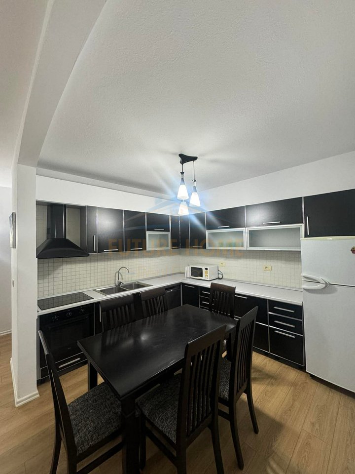 Qera Apartament 2+1 Stadiumi Dinamo