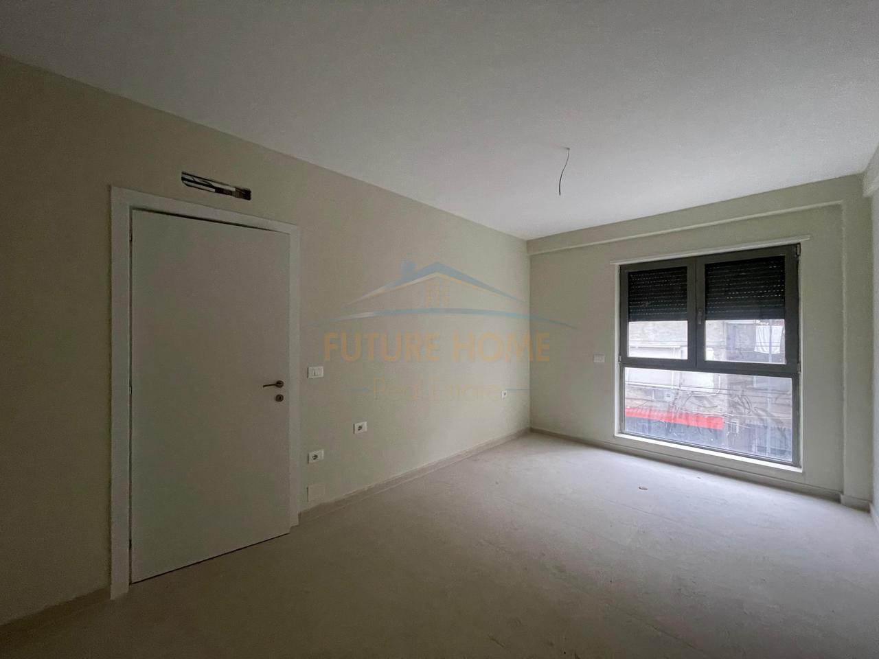 For sale, Apartment 1+1, Dervish Hekali Street, Red School, Tirana