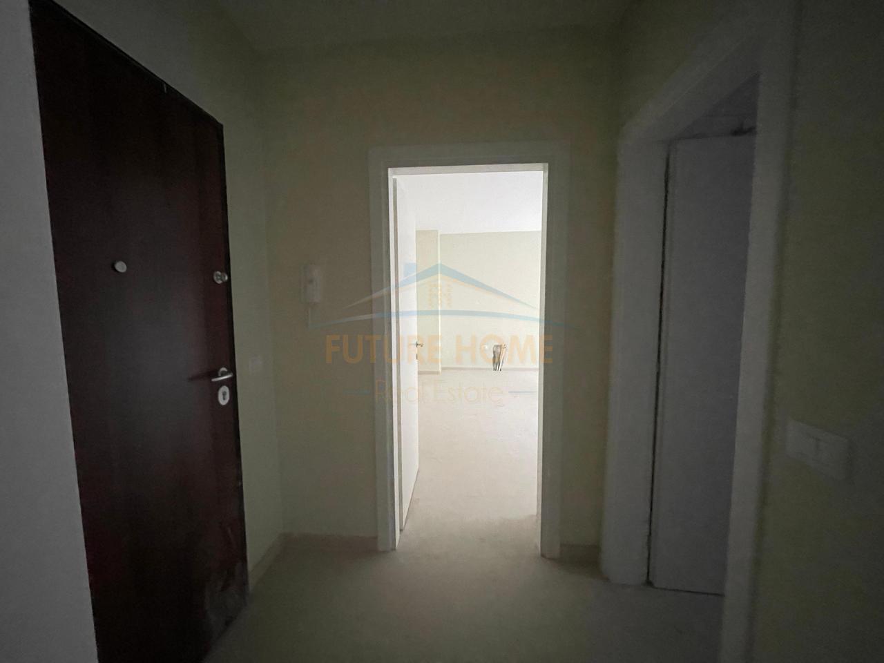 For sale, Apartment 1+1, Dervish Hekali Street, Red School, Tirana