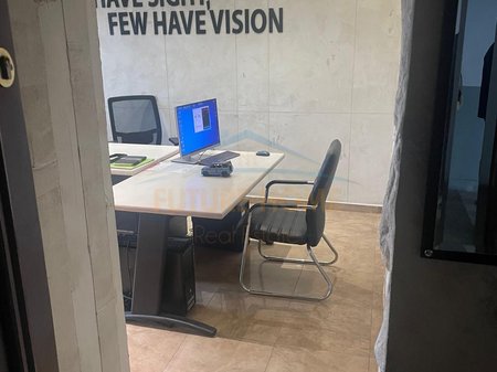 Affitto, Locale per Uffici, Stazione Ferroviaria, Tirana