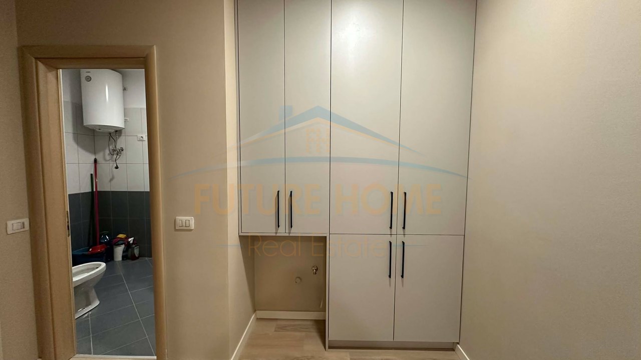 Shitet , Apartament 2+1 Unaza e Re ,Tirane