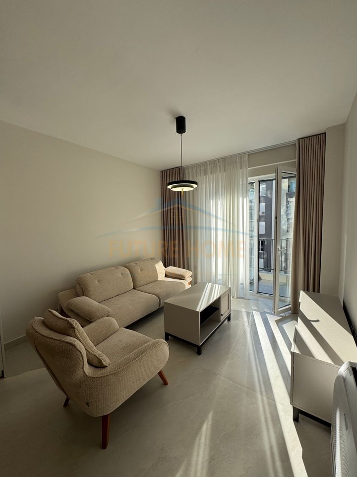 Qera Apartament 2+1+Post Parkimi,Komuna e Parisit
