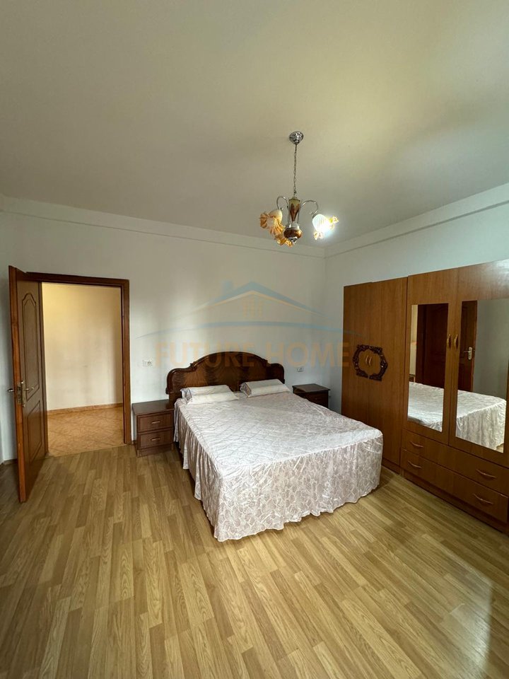 Qera, Apartament 1+1, Fresk, Tiranë.