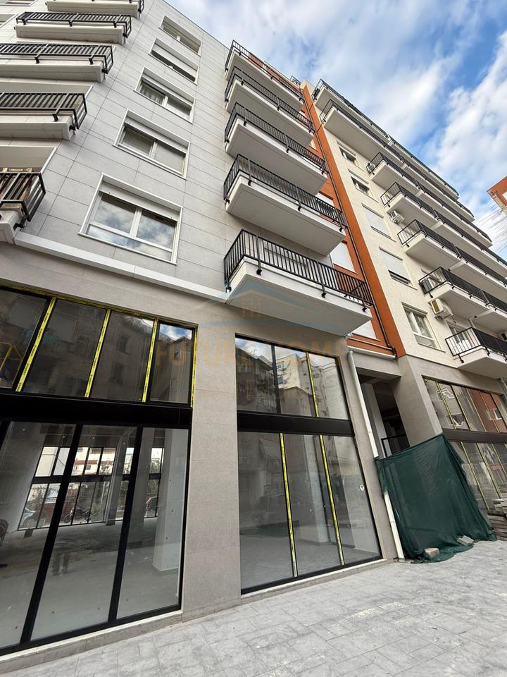 Qera Ambjent Komercial , Rezidenca “Eshli”, Brryl