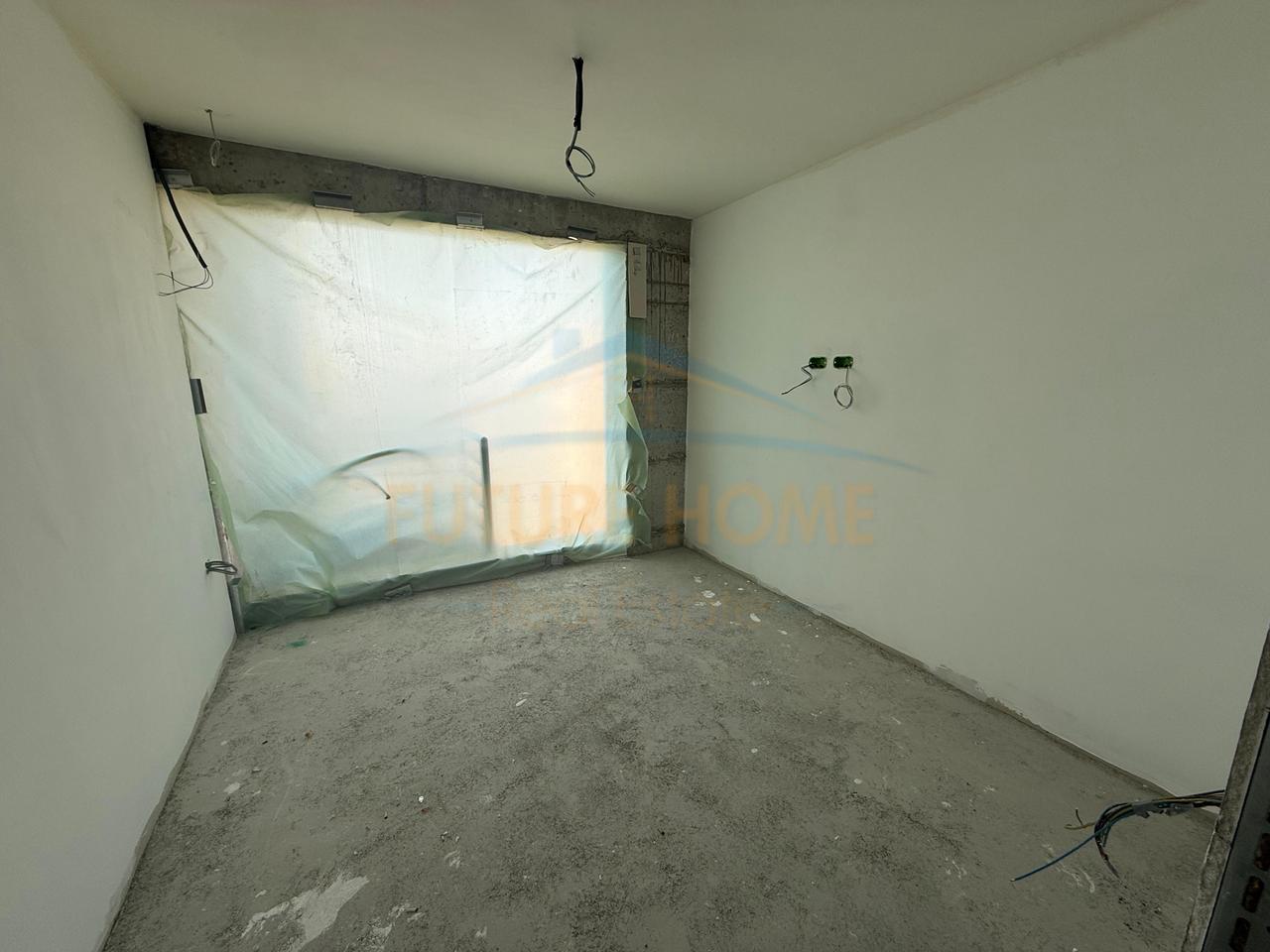 In vendita, appartamento 2+1, Shën Maria, Korçë