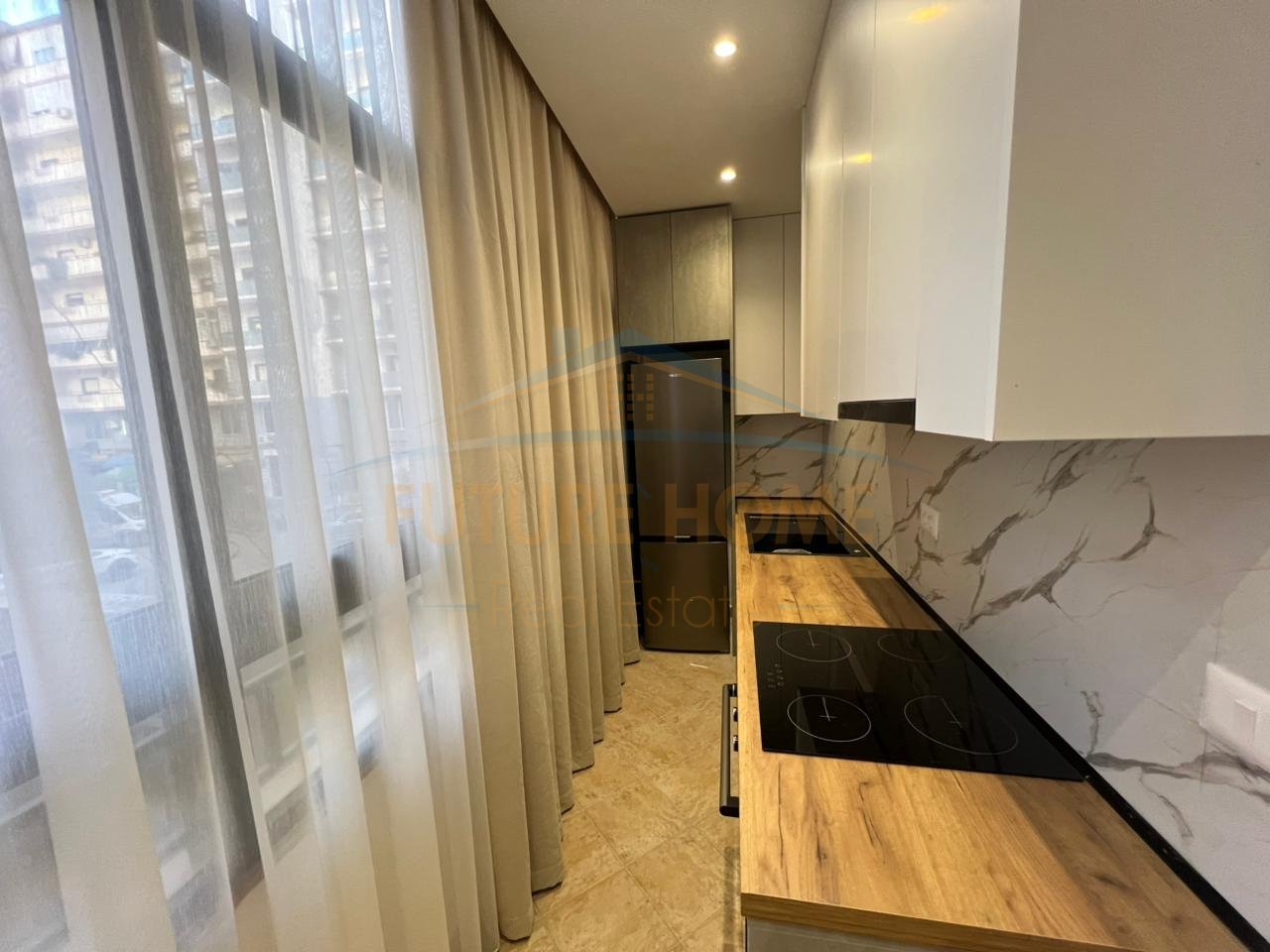 In vendita, Appartamento 1+1, Komuna e Parisit, Tirana