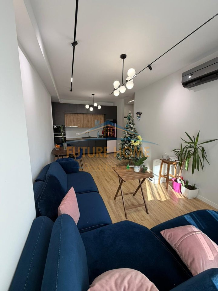 For sale, 2+1+2 Apartment, Henke Complex, Tirana.