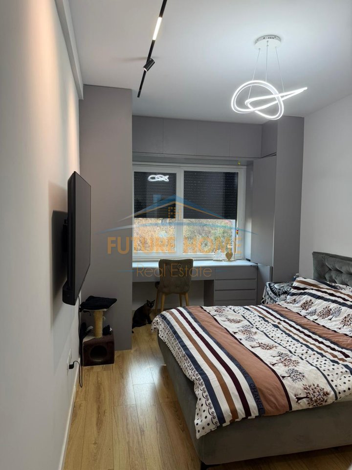 For sale, 2+1+2 Apartment, Henke Complex, Tirana.