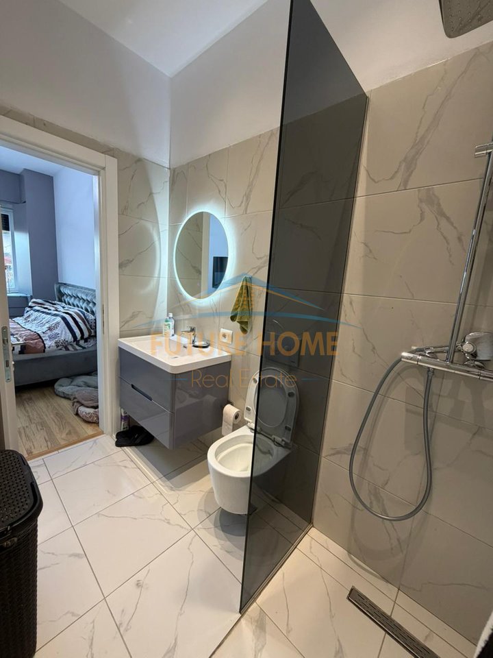 For sale, 2+1+2 Apartment, Henke Complex, Tirana.