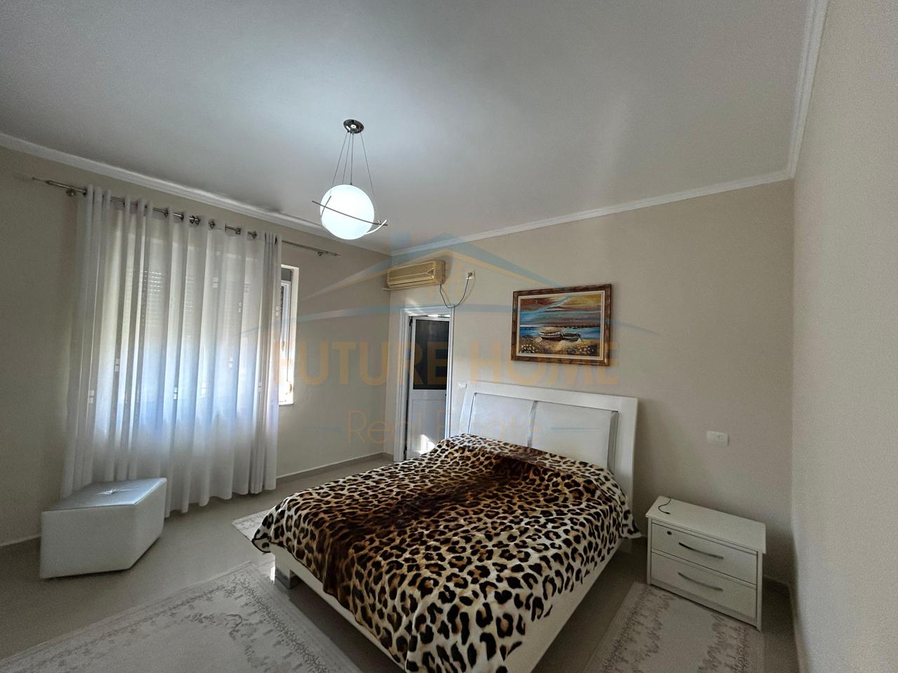 Rent, Private House 3+1+2+Storage+Garage, Neighborhood No.8, Durres
