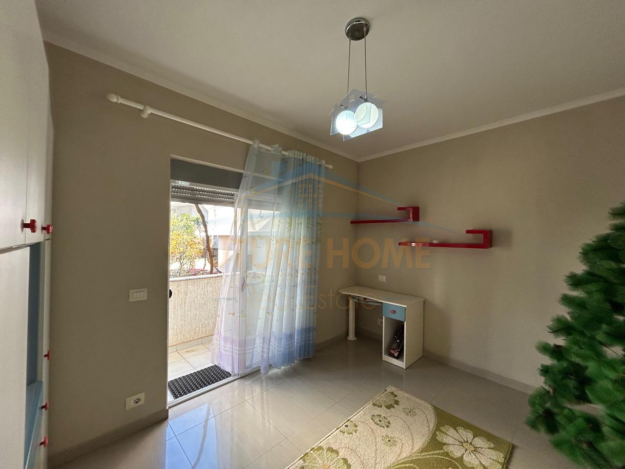 Rent, Private House 3+1+2+Storage+Garage, Neighborhood No.8, Durres
