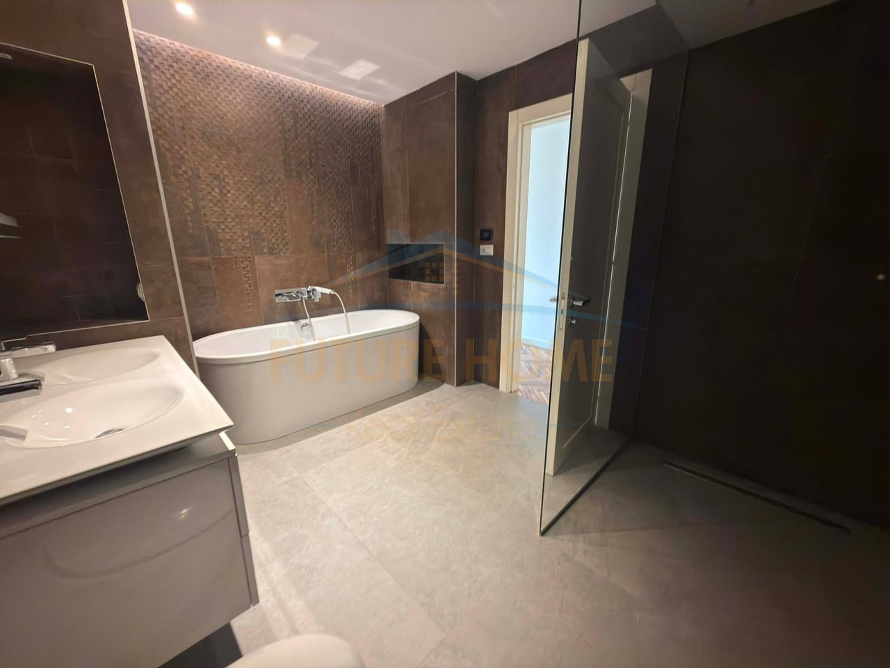 For sale, 2+1 apartment converted into 1+1, Ambassador Residence 3