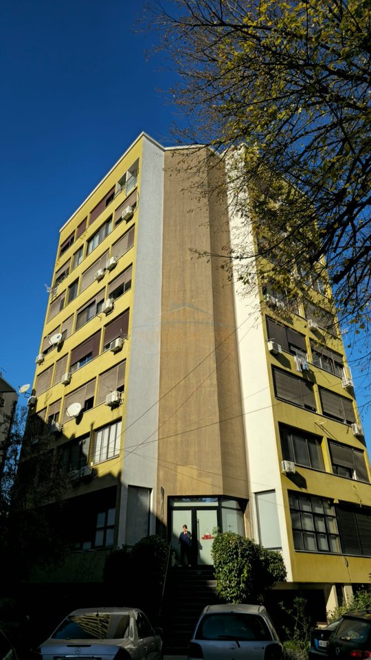 Qera, Apartament 2+1, Bulevardi Zhan D'Ark, Tirane