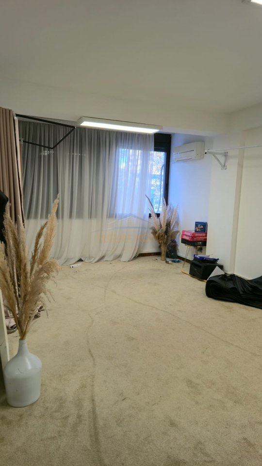 Qera, Apartament 2+1, Bulevardi Zhan D'Ark, Tirane