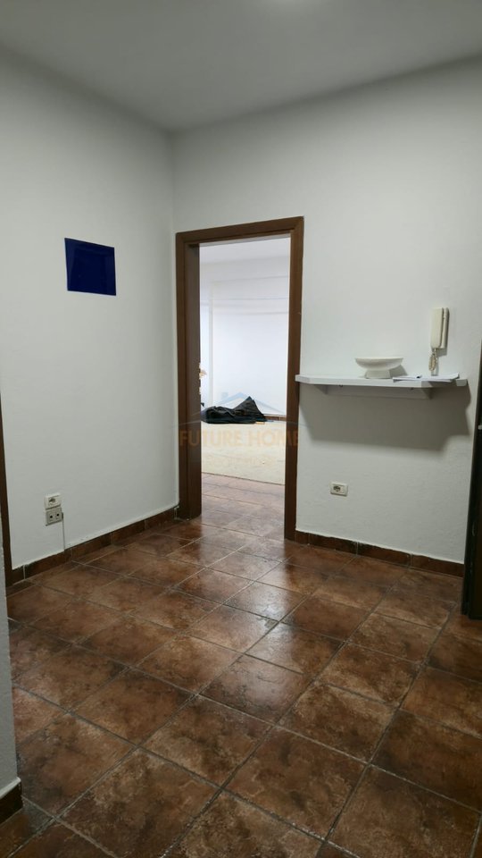 Qera, Apartament 2+1, Bulevardi Zhan D'Ark, Tirane