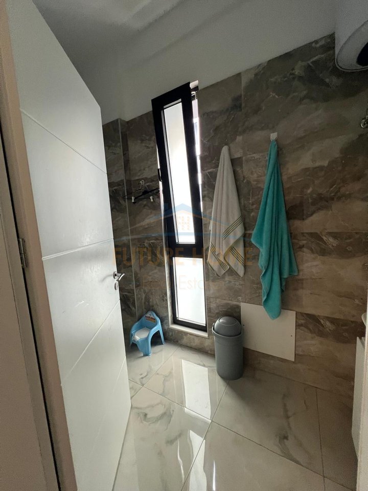 In vendita, Appartamento 2+1+2, Square 21, Via Kavajës