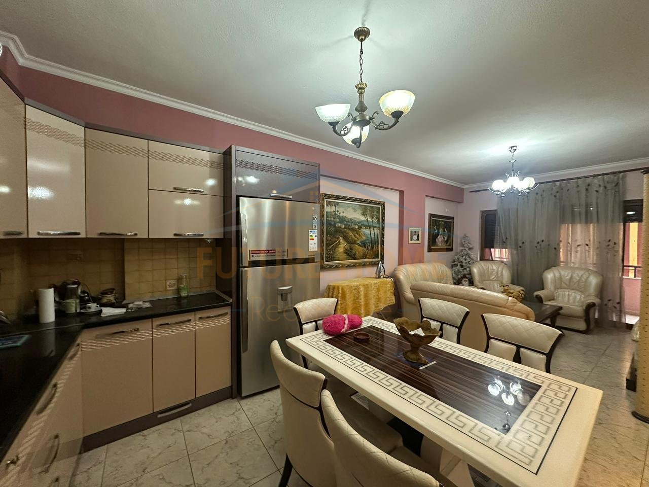 Shitet, Apartament 3+1+2, Rruga Kongresi Manastirit, Tirane.