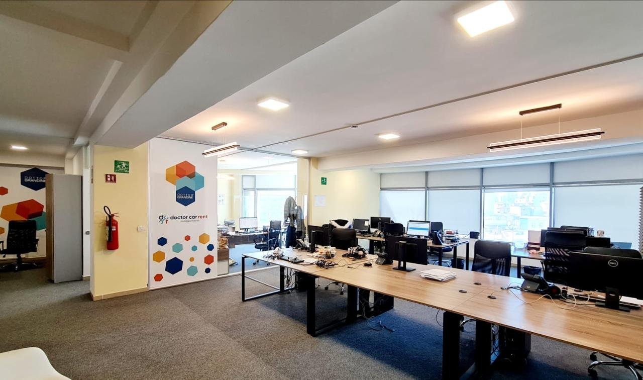 In vendita, Locale Commerciale, Strada di Dibra, Tirana