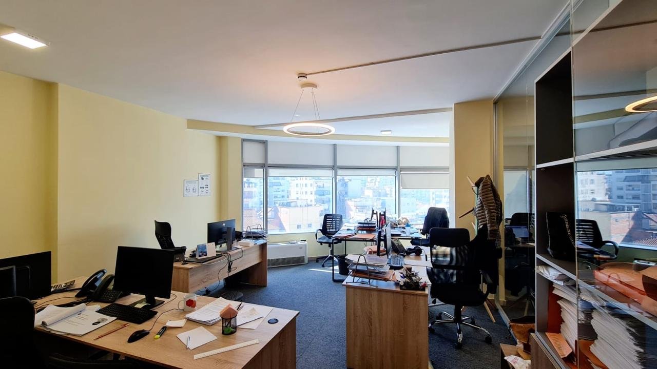 In vendita, Locale Commerciale, Strada di Dibra, Tirana