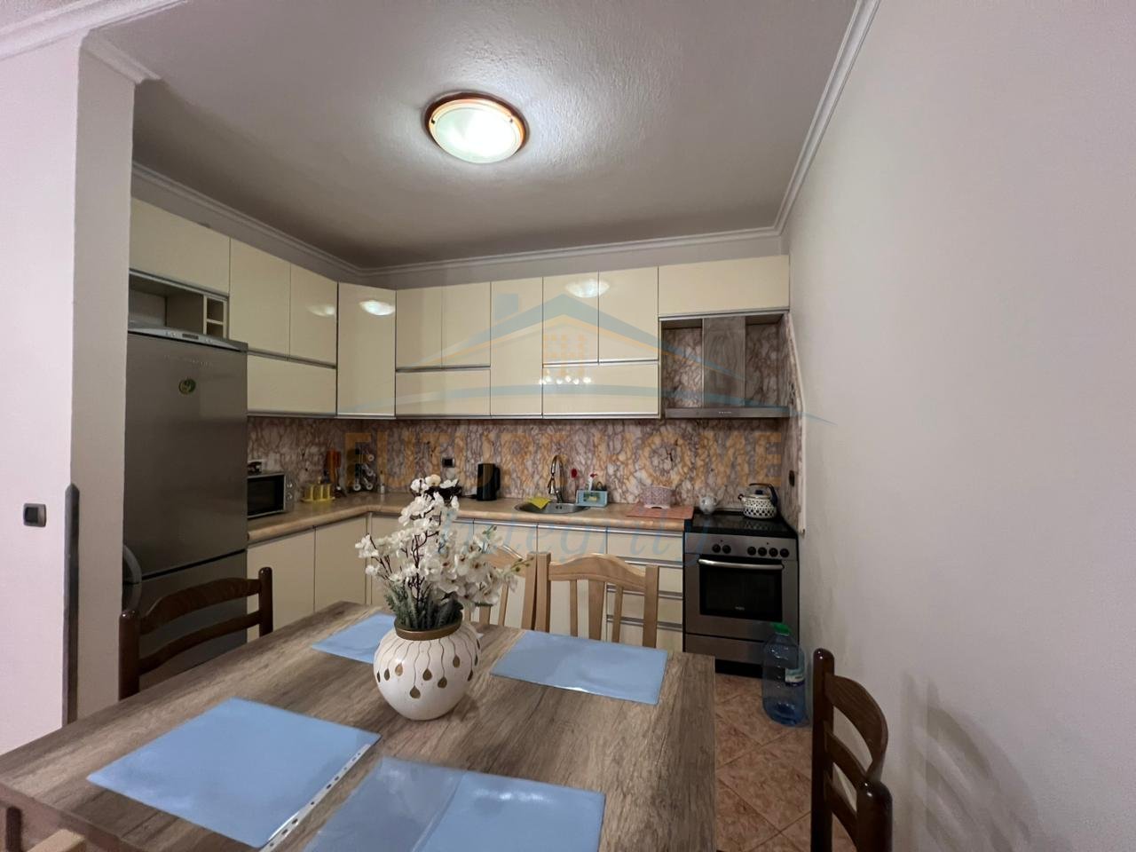 Qera, Apartament 3+1+2, Shkolla e Baletit, Tiranë.