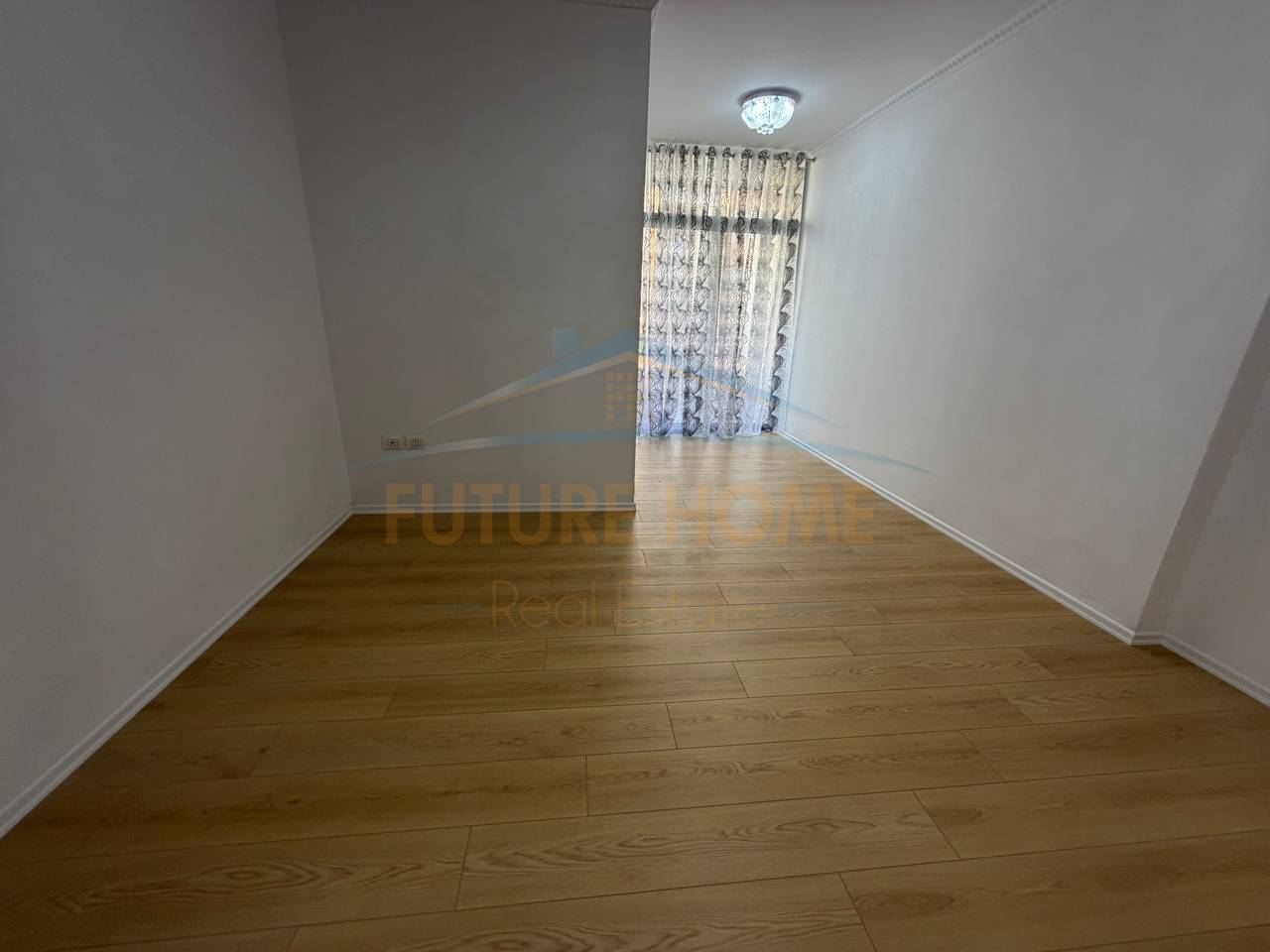 In vendita, Appartamento 1+1, Via Thesarit, Fresk, Tirana