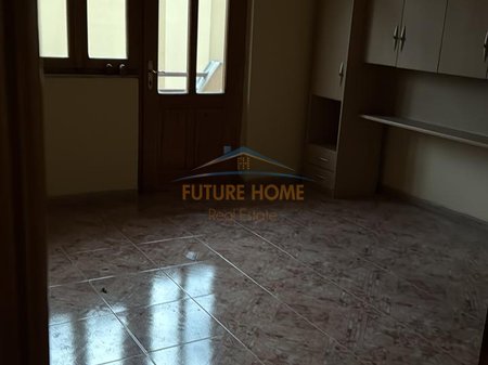 Qera, Vile 2-Kateshe, Allias  , Tirane