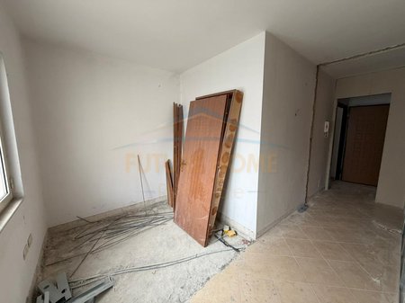 Shitet, Apartament 1+1, Fresk.