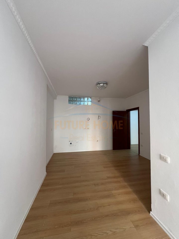 For sale, 1+1 Apartment, Thesari Street, Fresk, Tirana