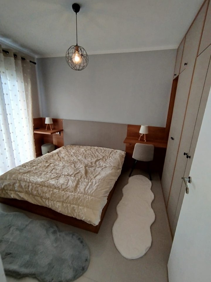 Qera, Apartament 1+1+Post Parkimi, Univers City, Tiranë.