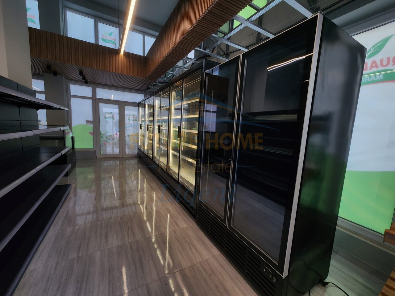 Qera, Ambient Supermarket, Selitë, Tiranë.