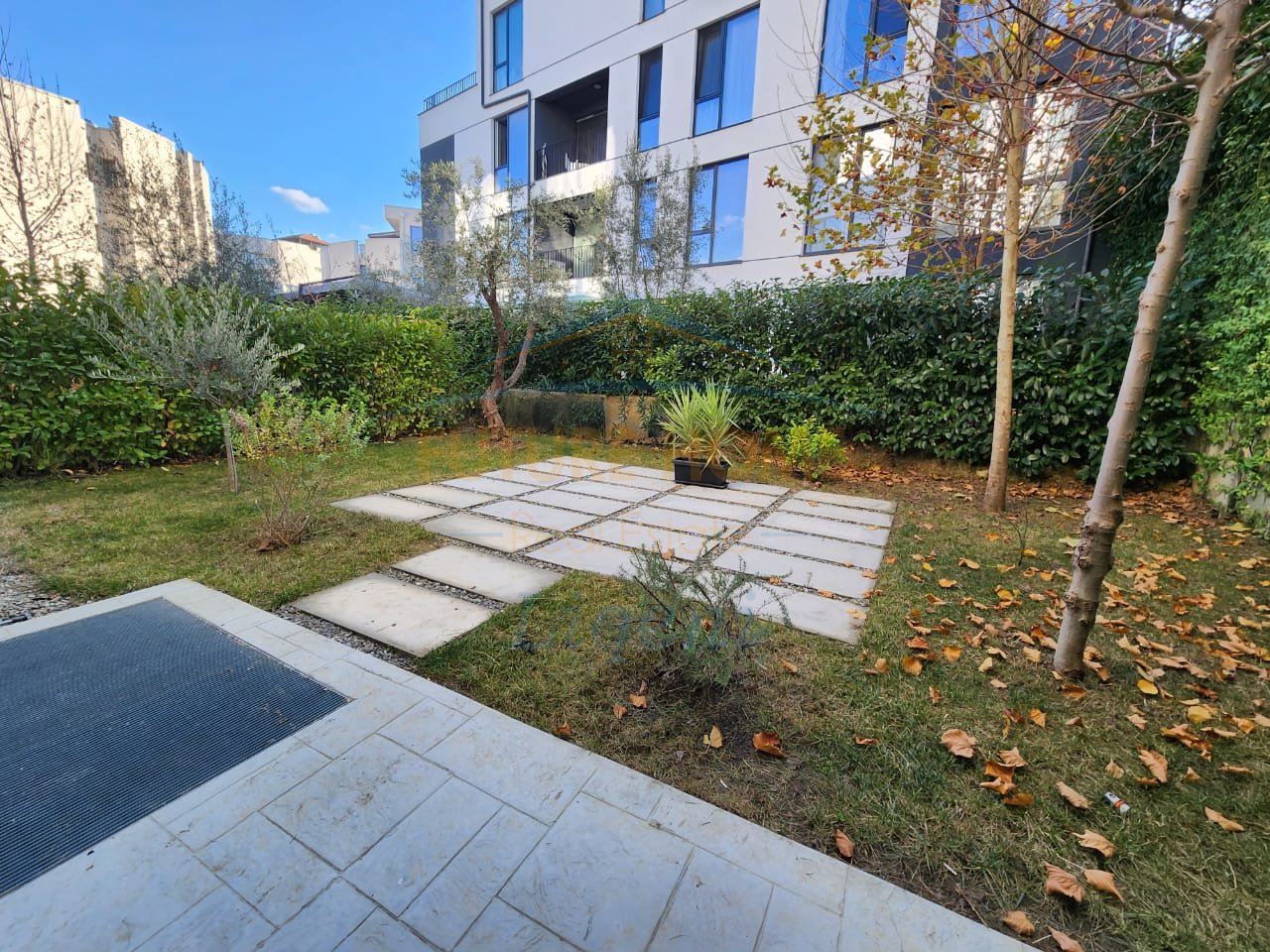 Affitto, Appartamento 2+1+Veranda+Posto Auto, Complesso Forest, Tirana