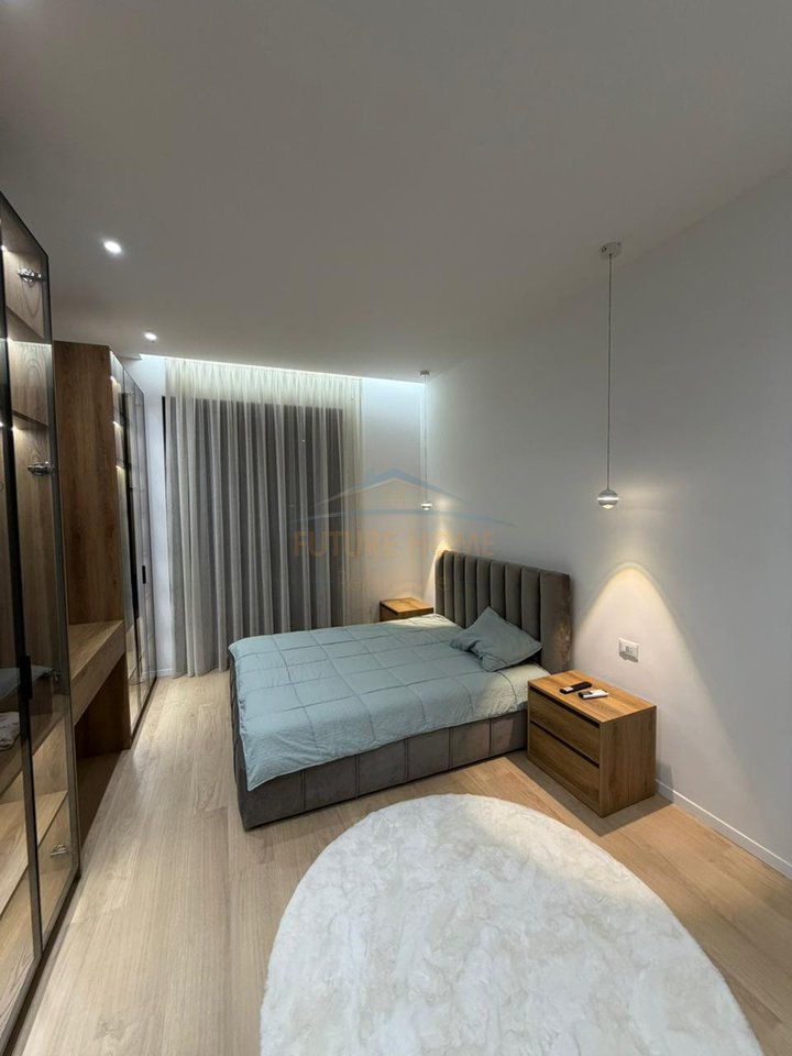 Shitet, Apartament 2+1+2+Post Parkimi, "Kompleksi Delijorgji ", Tiranë