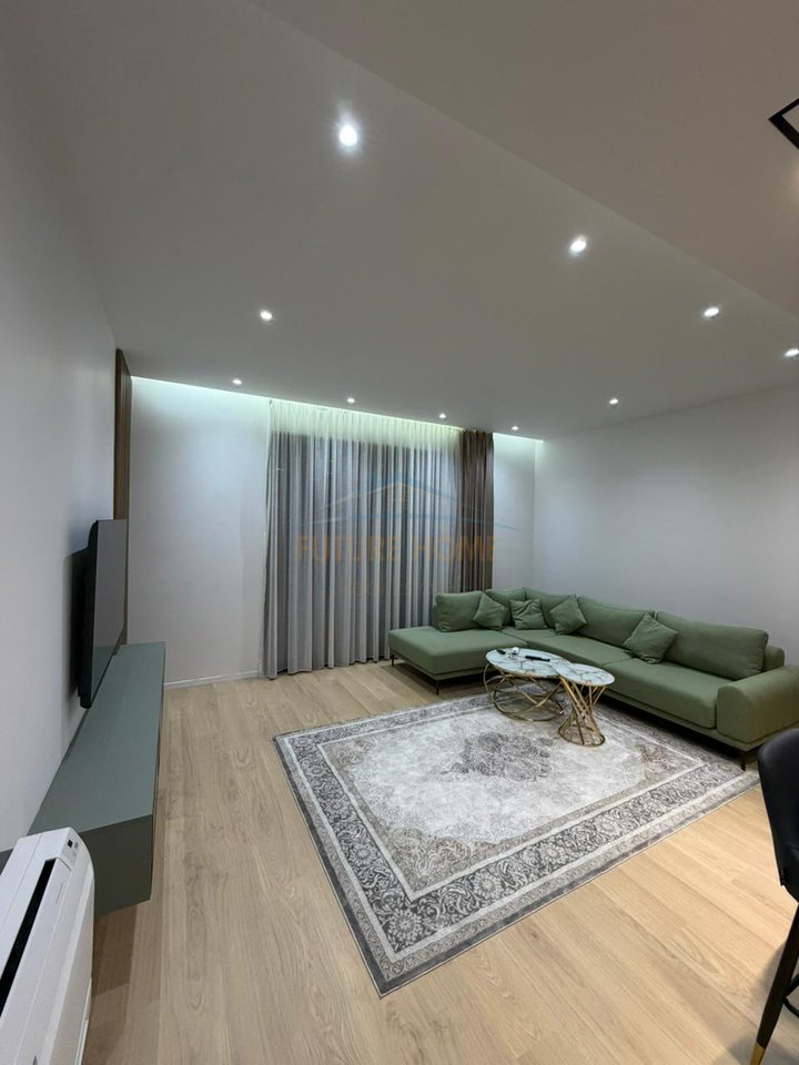 Shitet, Apartament 2+1+2+Post Parkimi, "Kompleksi Delijorgji ", Tiranë