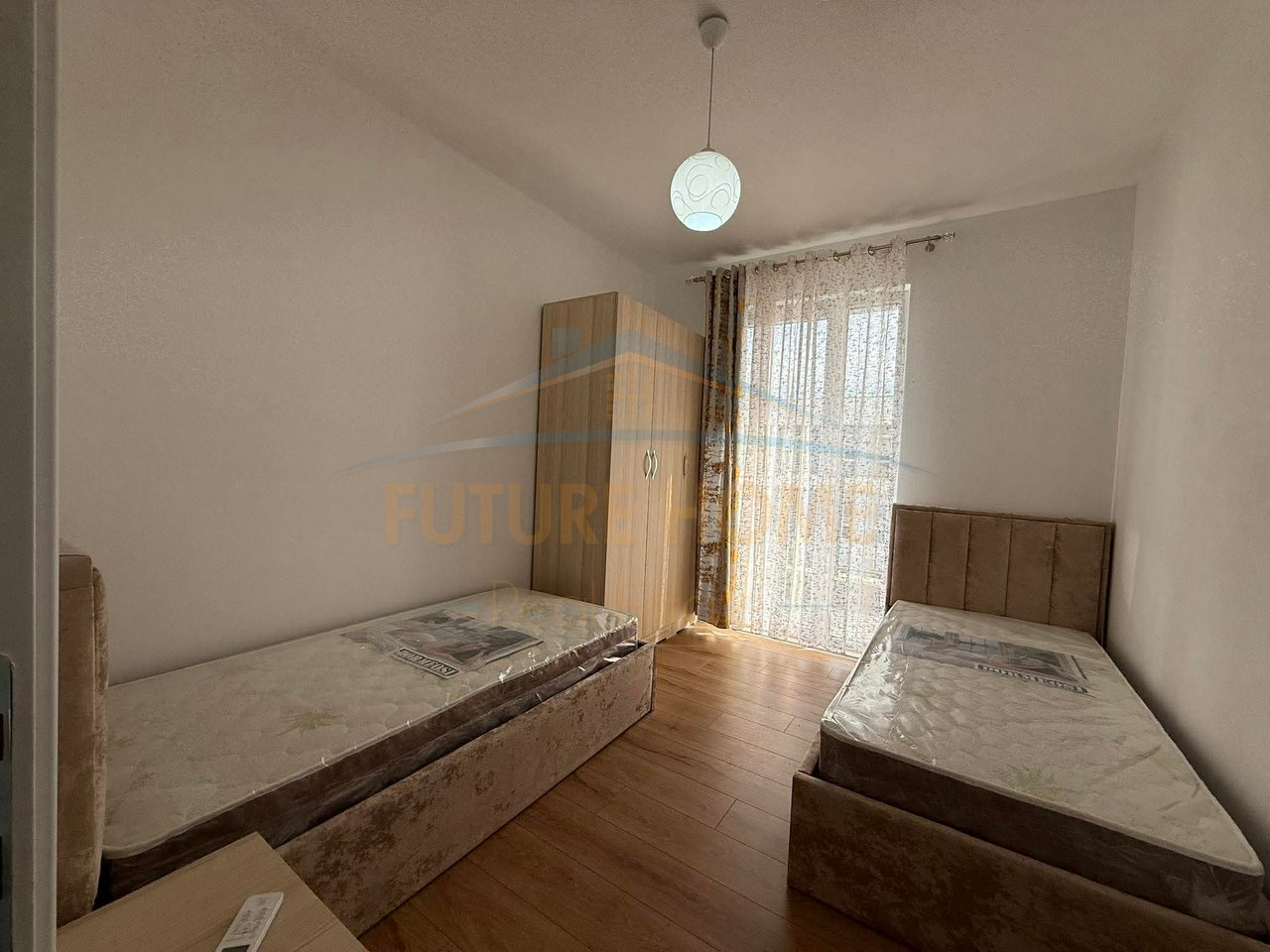 Qera , Apartament 2+1 , Univers City , QTU