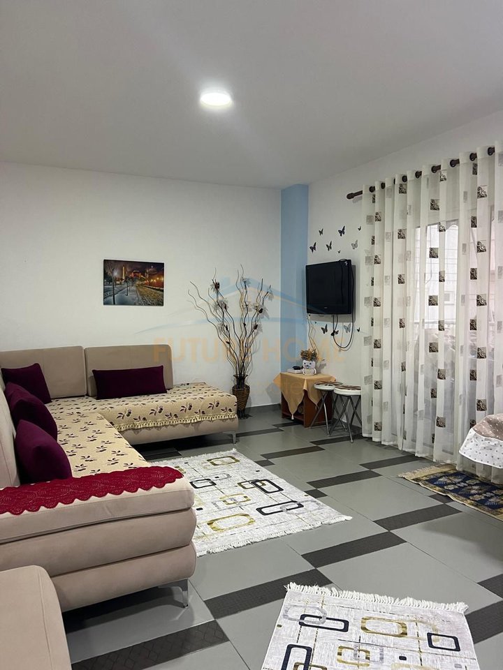 Shitet, Apartament 1+1, Qerret, Kavajë