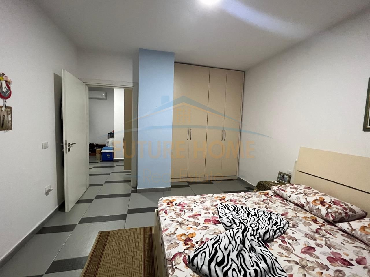 Shitet, Apartament 1+1, Qerret, Kavajë