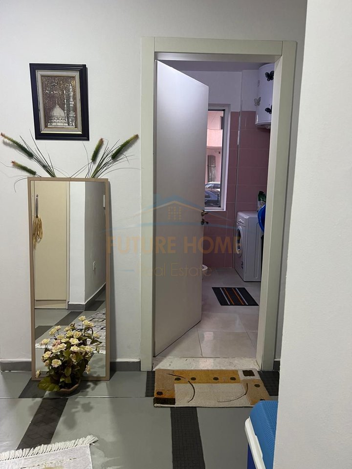 Shitet, Apartament 1+1, Qerret, Kavajë