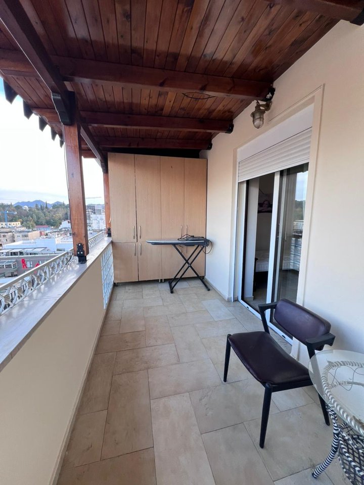 For rent, 3+1 Apartment, Bllok, Tirana